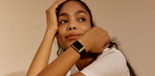 Станьте сильнішими цього Cyber Week: трекери Whoop зі знижками