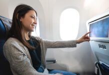 Святкові Мандрівники: Безкоштовні Стрімінгові Сервіси Тепер Доступні у Великих Авіакомпаніях