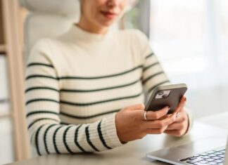 Припиніть Перемикати Пристрої: Просте Посібник з Multipoint Bluetooth