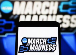 Безумный март ChatGPT: Вторая попытка доминирования в прогнозах