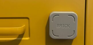 Brick Screen Time Device en vente pour 47,20 $ : une réinitialisation printanière pour les habitudes numériques