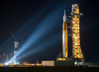 NASA Greenlights Artemis II pro historickou misi na Měsíc s lidskou posádkou