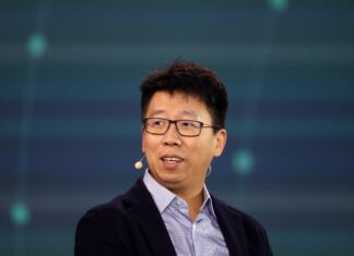 Airwallex збирається протистояти Stripe та решті індустрії платежів — у фізичному світі