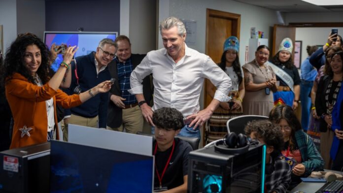 be4a04fd-c1cd-48da-877b-24858080bc7b