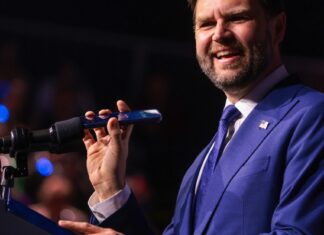 Цифрові сліди та Четверта поправка: Глобальна битва Верховного суду за приватність