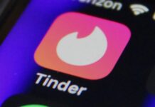 Match Group Membekukan Perekrutan untuk Mendanai Dorongan AI Di Tengah Rapuhnya Pemulihan Tinder