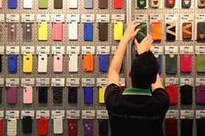 Чи потрібний вам чохол для смартфона? Правда про захист екрана та пошкодження при падінні